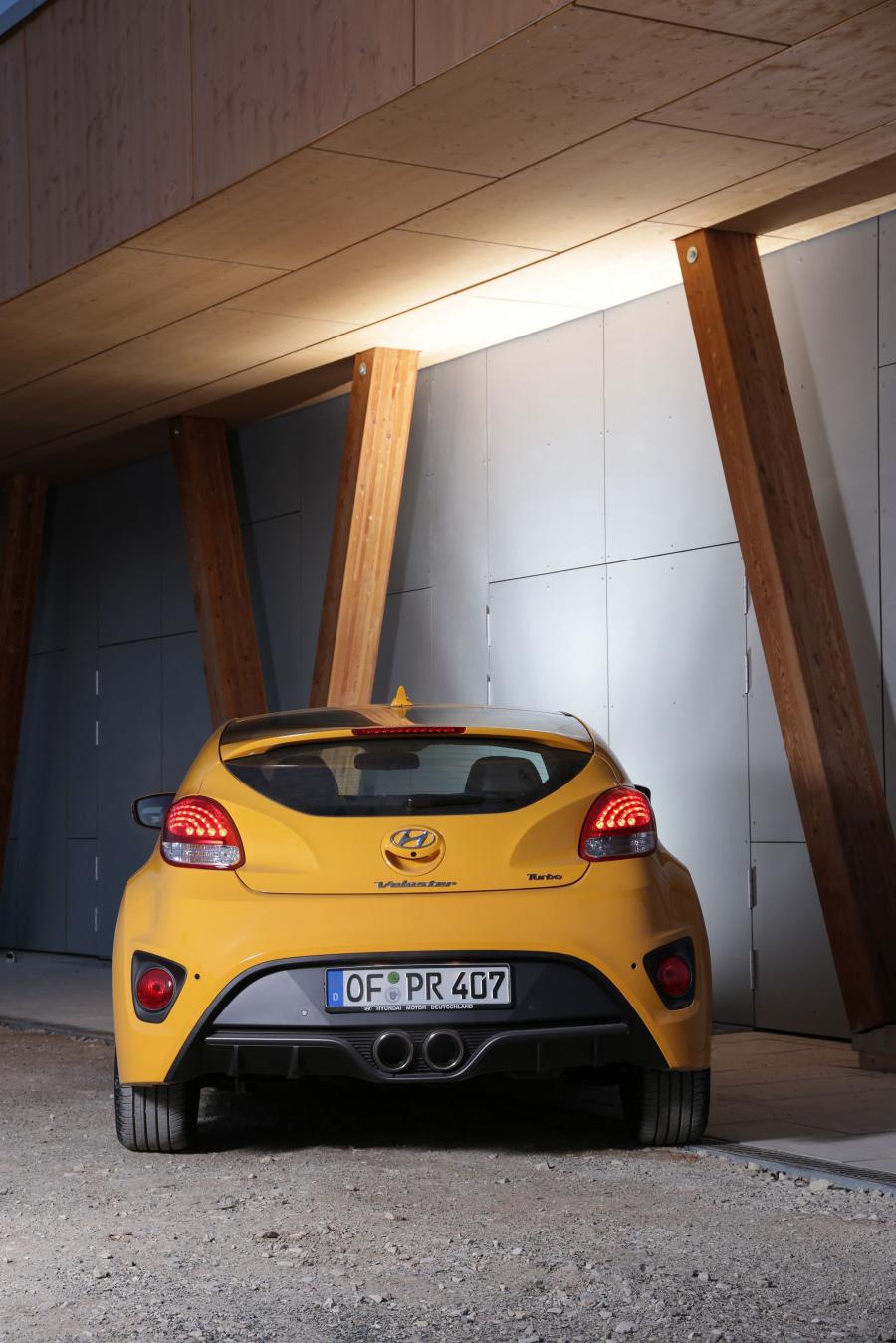  Hyundai Veloster Turbo 2015 года  (фото 9 из 27)